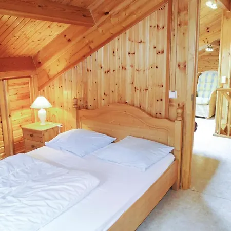Four-bedroom Holiday In Durbuy